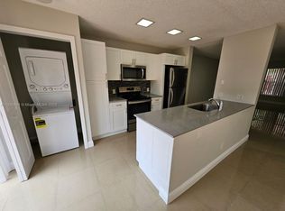 1091 N Hiatus Rd #1091, Hollywood, FL 33026