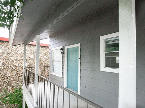 5th image of 1413 Clearfield Dr APT 204