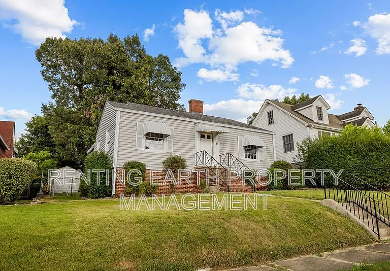 905 7th St W — Photo 8