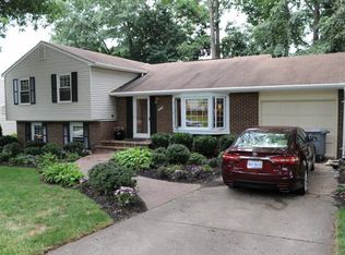 7616 Trail Run Rd, Falls Church, VA 22042