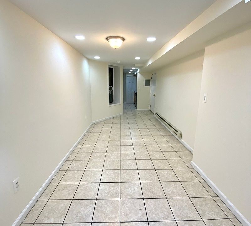 2nd image of 239 W 15th St #Gfw