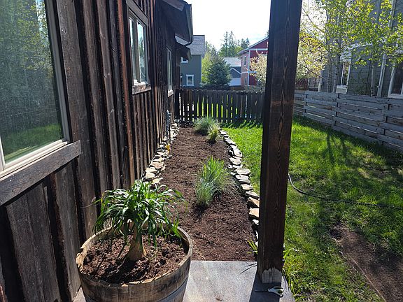 4th image of 706 Aspen Grove St