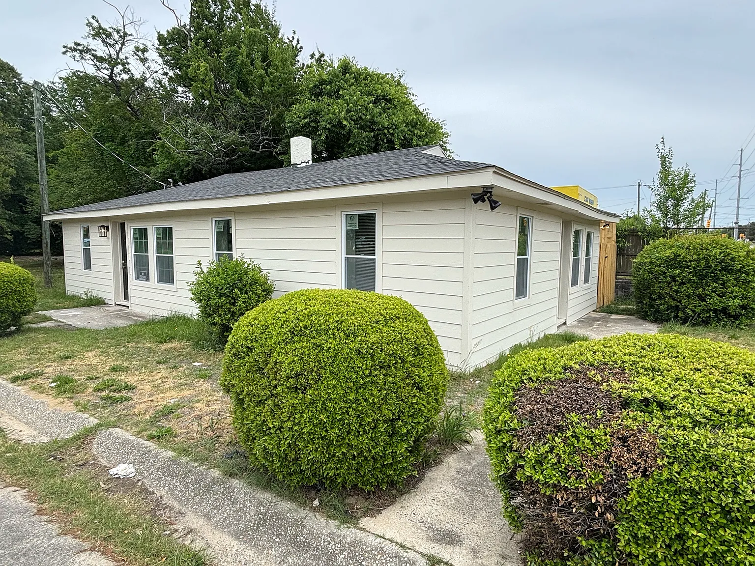 2212 Murchison Road - A — Photo 1