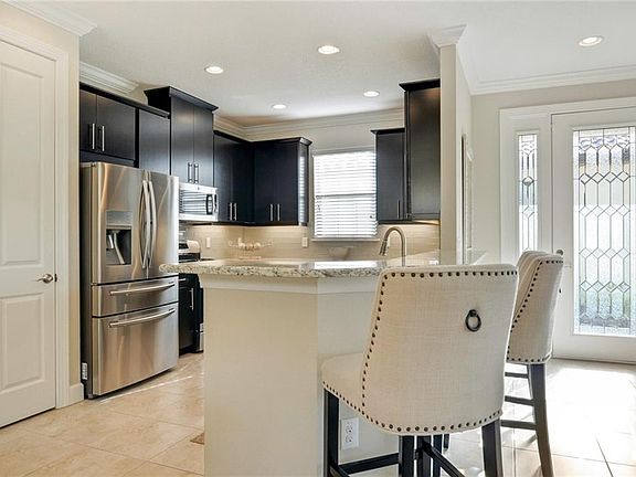 5th image of 8409 Alberata Vista Dr