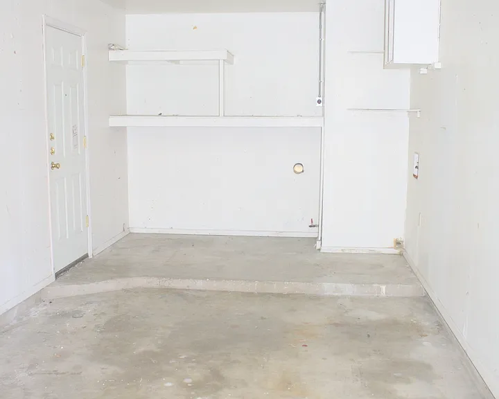 8101 Stillwood Ln — Photo 10
