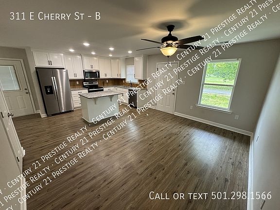 4th image of 311 E Cherry St #B