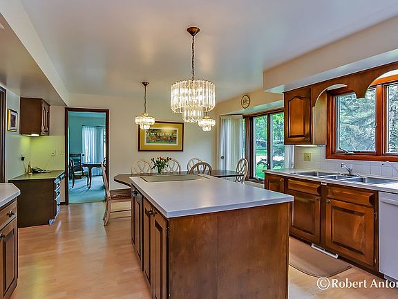 4th image of 4178 Baywood Dr SE