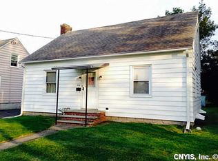 416 Berwick Rd S, Syracuse, NY 13208