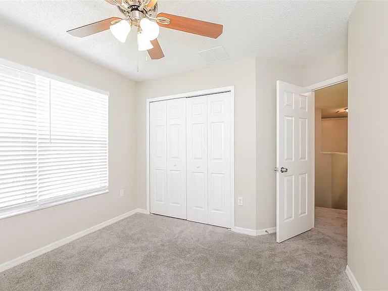 133 Carlisle Ct — Photo 10
