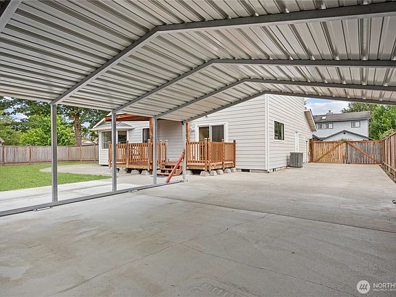 2nd image of 410 Warwick Street