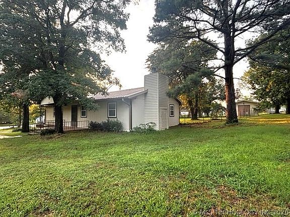 4th image of 415641 E 1094th Rd