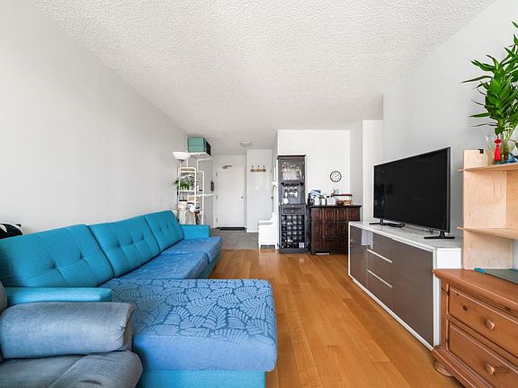 4th image of 7100 Gilbert Rd #304