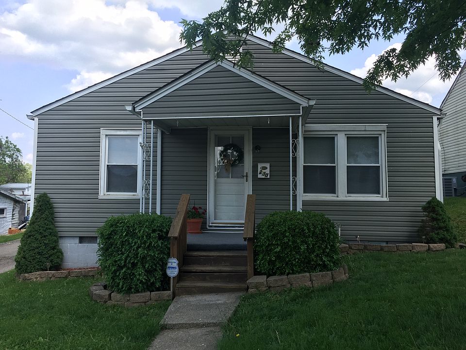 1st image of 230 N Chestnut St