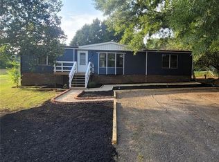 124 Clebourne Ln, Reidsville, NC 27320