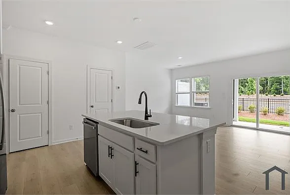 8740 Wardle Ct — Photo 7