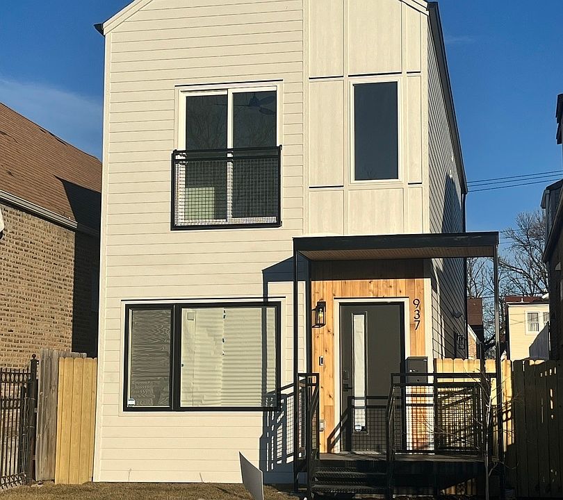 1st image of 1048 N Saint Louis Ave