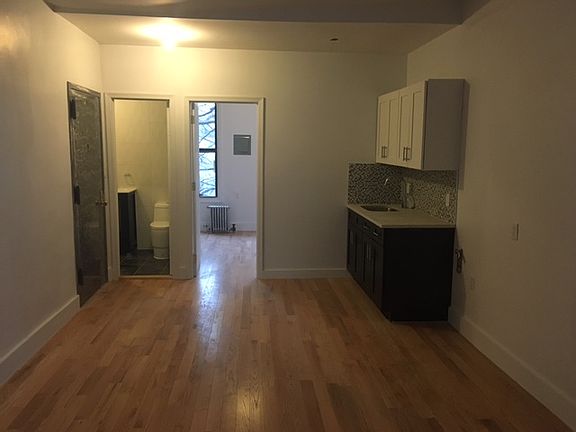 2nd image of 33 Buffalo Ave APT 3R