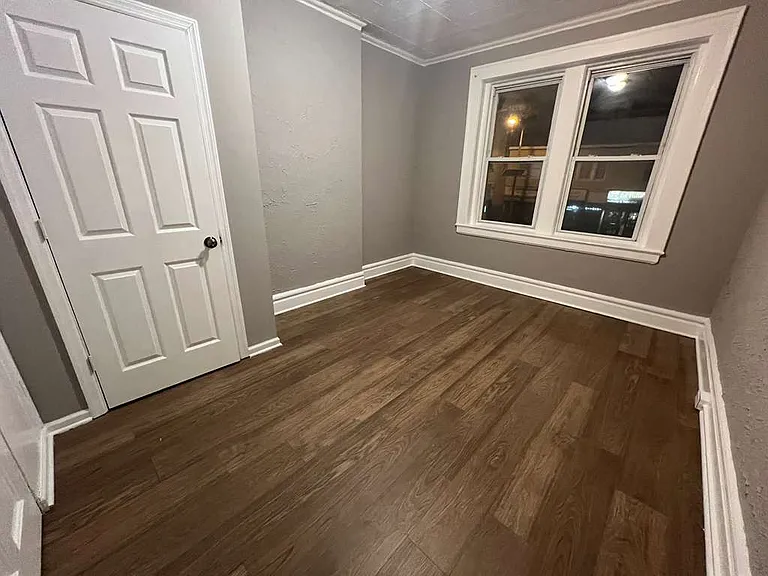 1347 Springfield Ave #1 — Photo 10