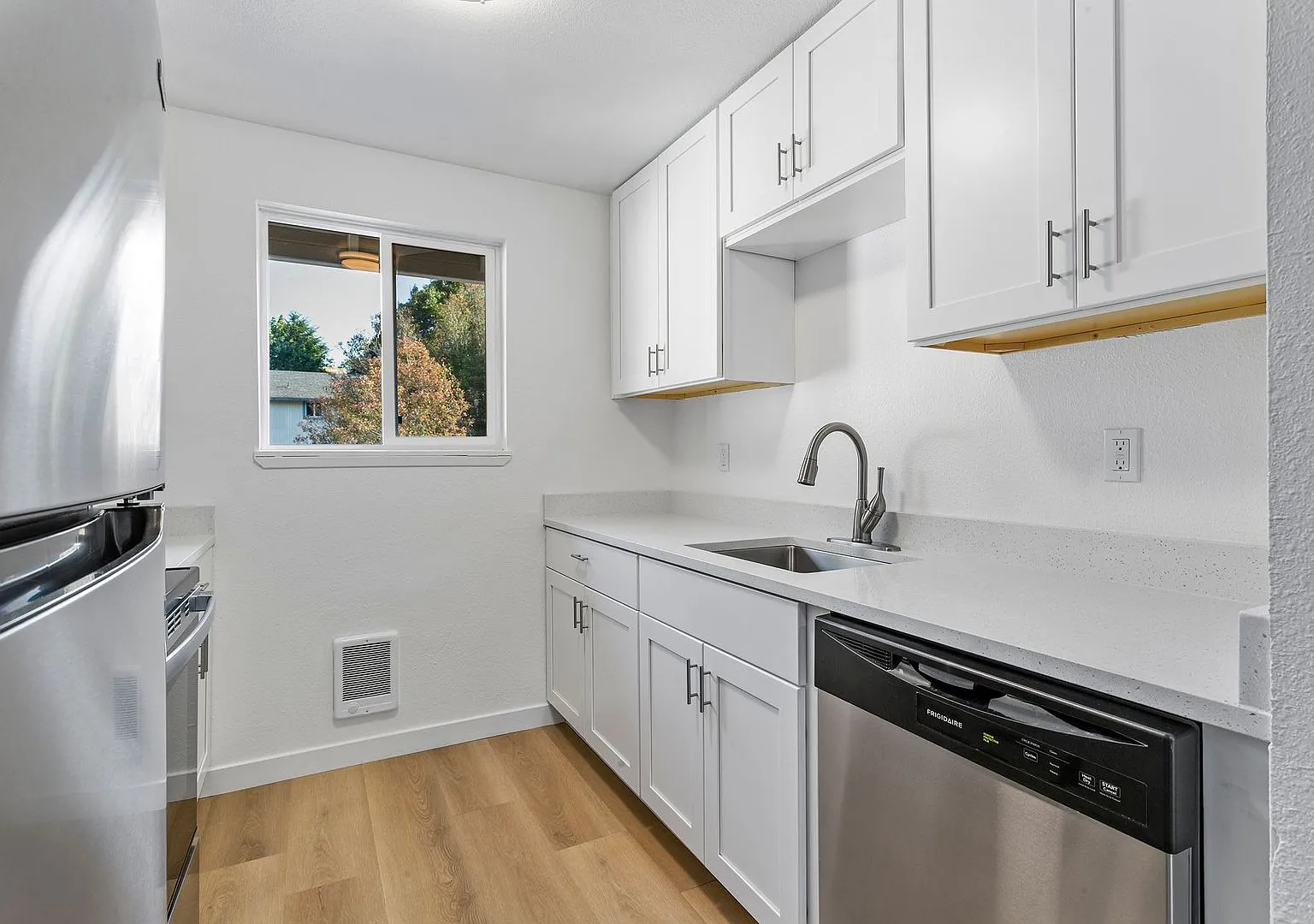 12180SW Calico — Photo 1