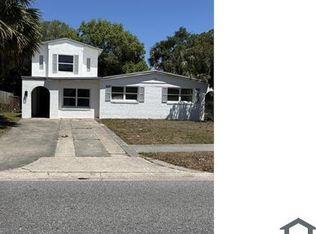 112 Academy Ave, Sanford, FL 32771