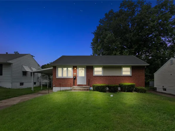 445 Shepley Dr, Saint Louis, MO 63137