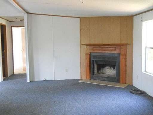 3rd image of 215 Crystal Wood Dr