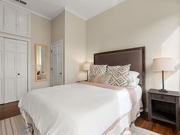 5th image of 177 W Brookline St APT 3