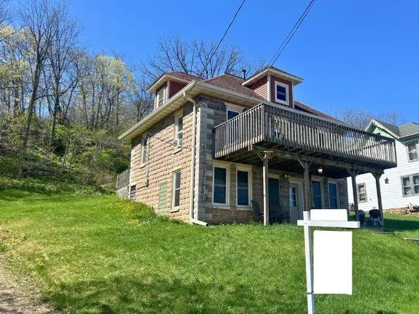 414 Alvin St, Blanchardville, WI 53516