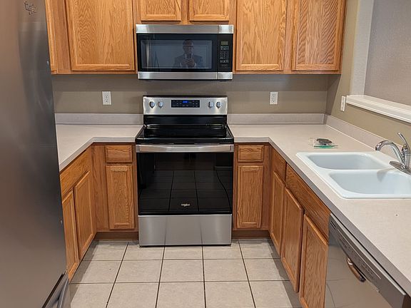 4th image of 5124 Stillwater Creek Dr Unit B