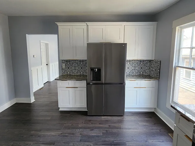 244 Hendrix Ave SW — Photo 4