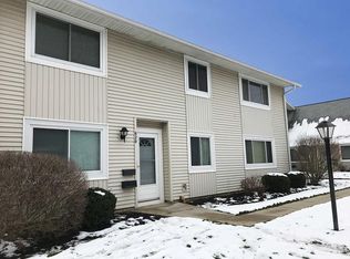 620 Eastbrooke Ln, Rochester, NY 14618