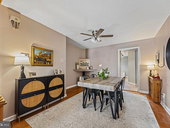 3rd image of 166 Grape St