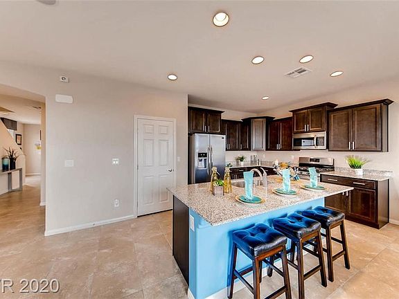 4th image of 2336 Mundare Dr