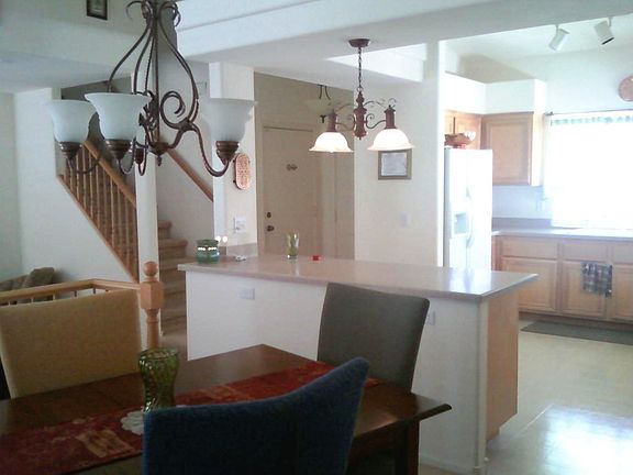 7 Dining room into kitchen