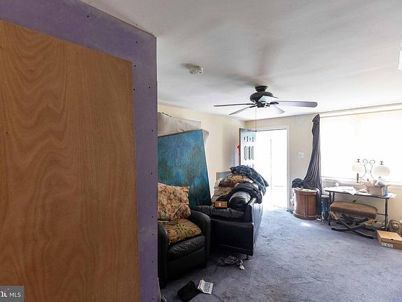 5th image of 1831 Farrington Rd