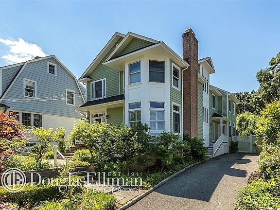 2nd image of 146 Summers St