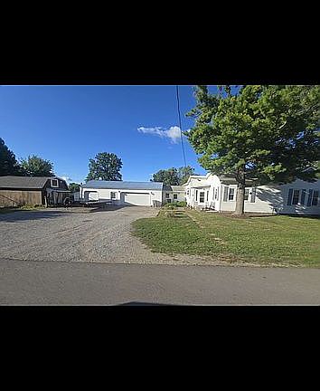 3rd image of 5045 E McJunkin St