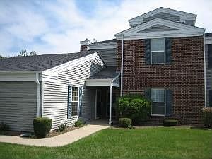 1st image of 8329 Cottonwood Ct