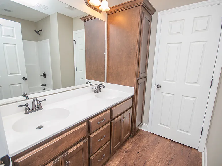 25267 Everblake Dr — Photo 16