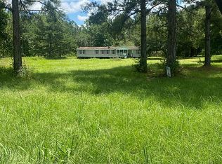 6 Bisbee St, Lumberton, MS 39455