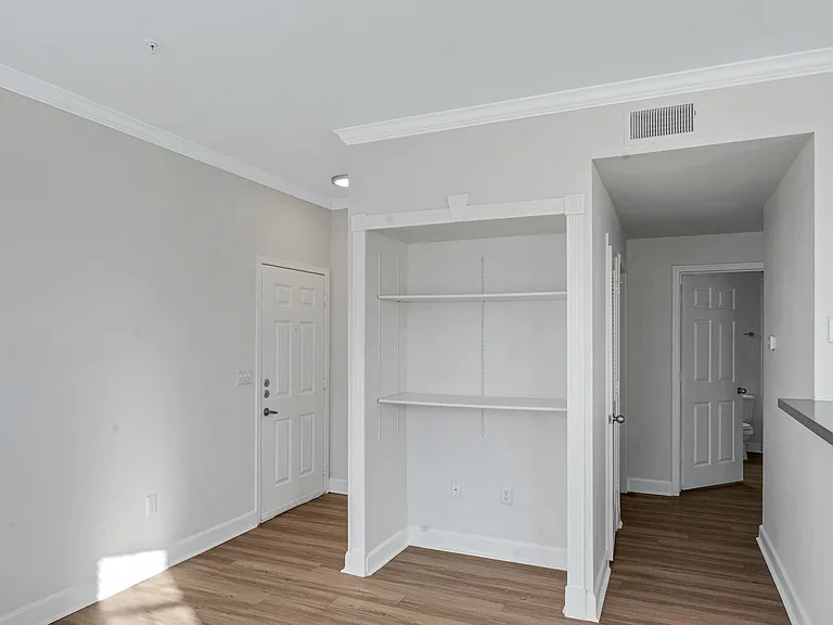 The Palazzo Apartments — Photo 11