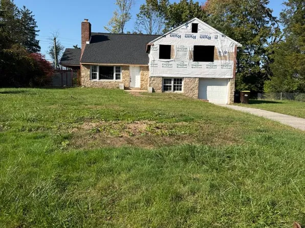 1397 Pine St, Blue Bell, PA 19422