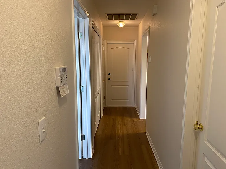 2125 Keystone Dr — Photo 10