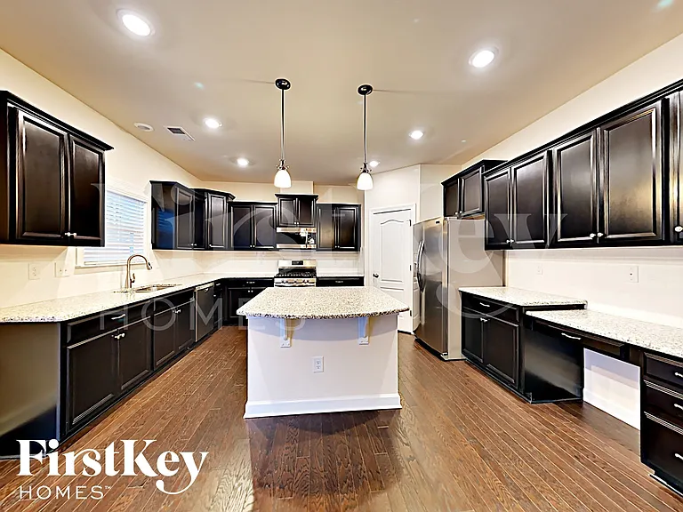 9952 Travertine Trl — Photo 6