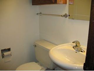 3rd image of 1687 Bentwood Dr