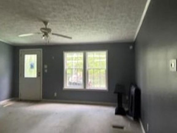 3rd image of 294 Hookers Gap Rd