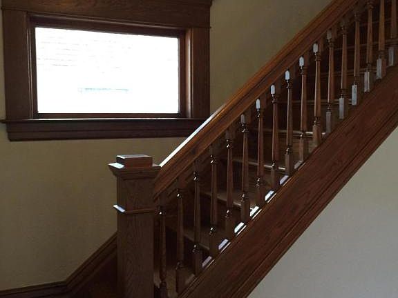 4th image of 214 Woodlawn Ave