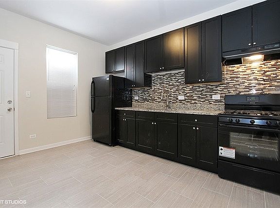 2nd image of 7325 S University Ave #2