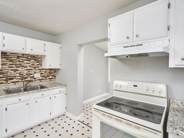 565 W Exchange St #2