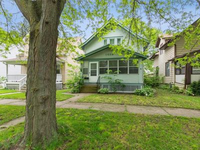 1529 D Ave NE, Cedar Rapids, IA, 52402